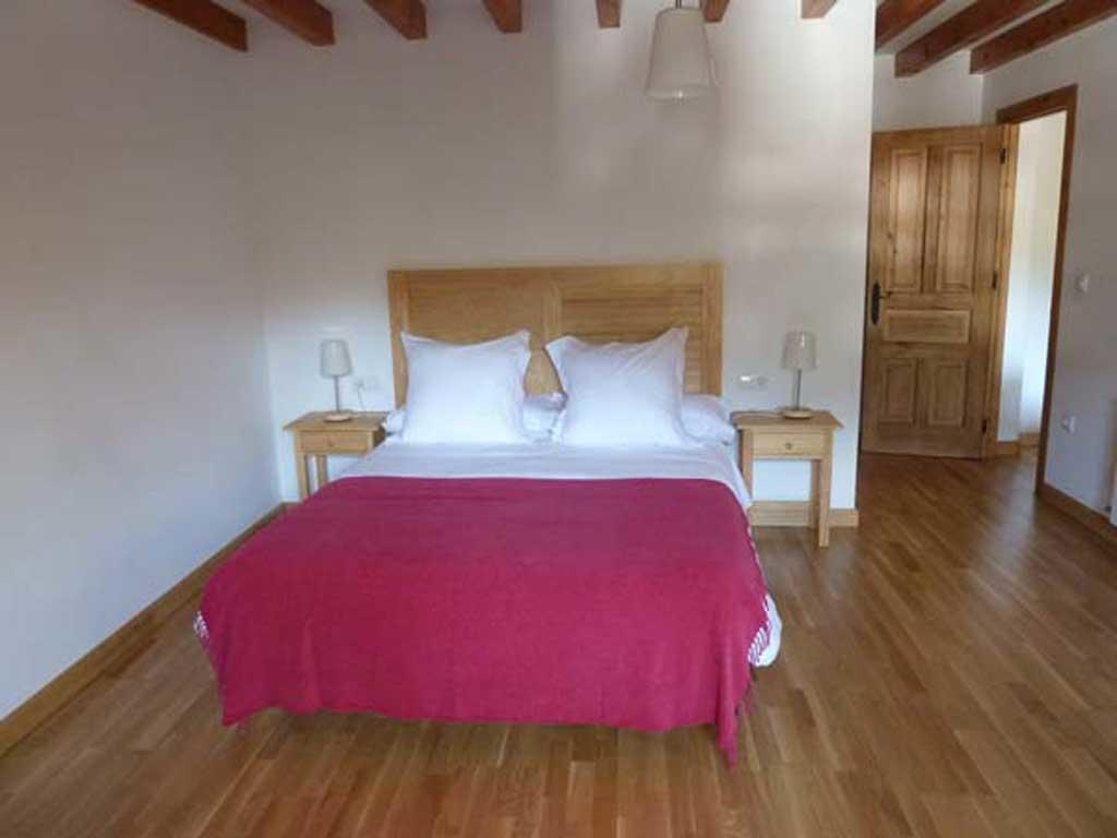 Apartamentos Casa De La Abuela Потес Екстериор снимка